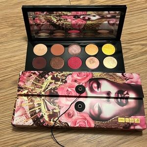Pat McGrath Eyeshadow Palette - Vibrant Shades